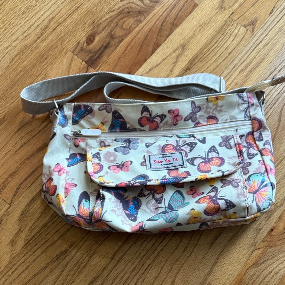 Suo ya te Multicolor Butterfly Shoulder Bag.